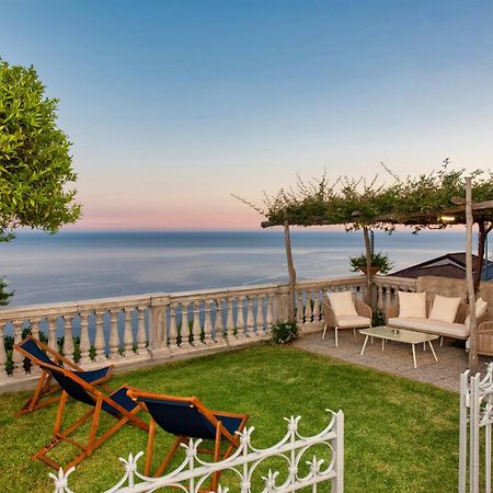 Belvedere Amodeo - terrace, seaview, wifi Conca dei Marini Exterior foto